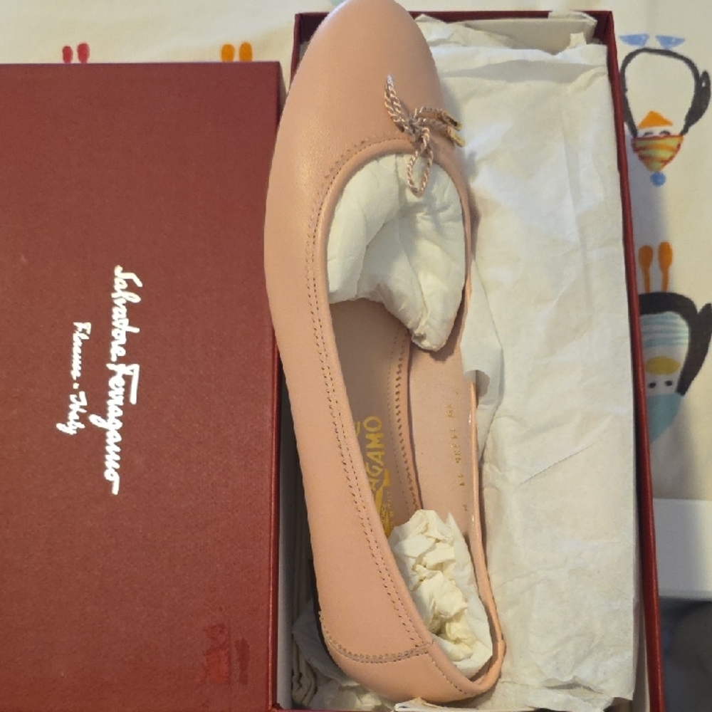 Salvatore Ferragamo Women's Enea Blush Pink Loafers Ballet Flats 11 New In Box
